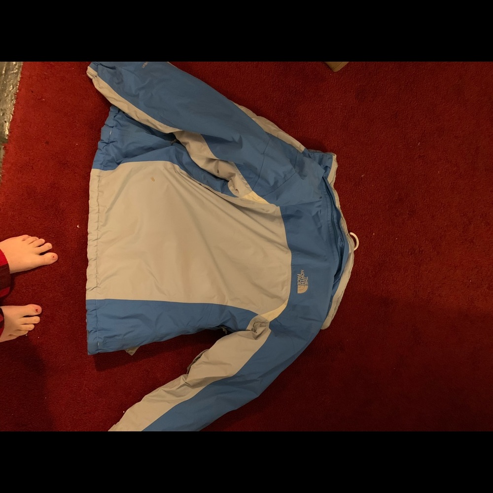 North face jacket - Picture 2 of 3